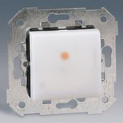 Łącznik zwierny-przycisk czasowy 1000W 4sek-10min - Simon 82