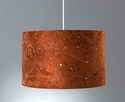 MASSIVE Lampa KARMANA 1x100W (kolor: abażur brązowy dekorowany i czerwony)